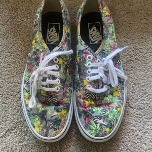Safari vans